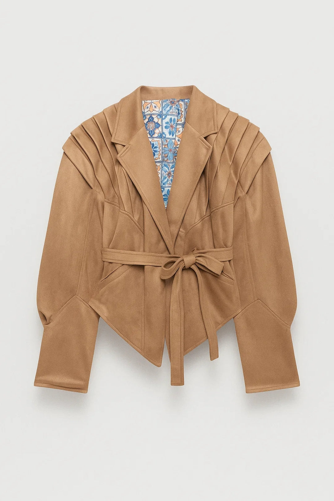 Blazer ceinturé à épaules plissées pour femmes