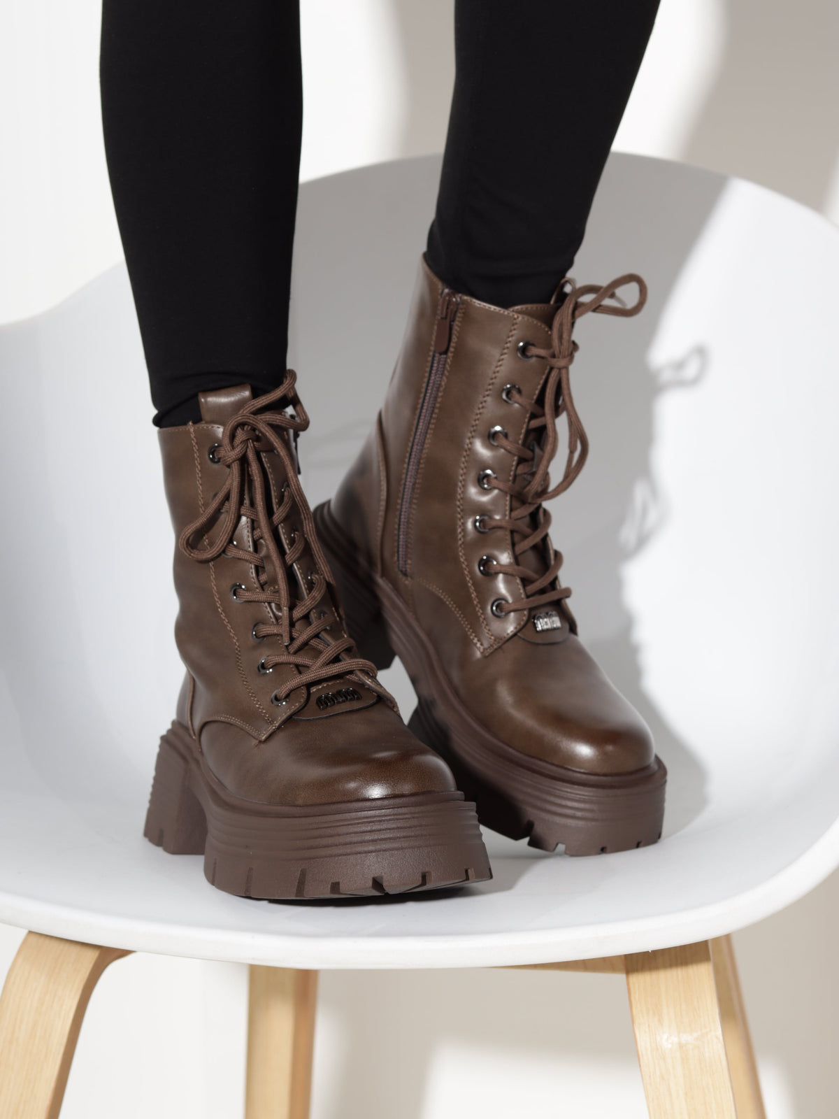 Bottines à lacets à plateforme pour femmes