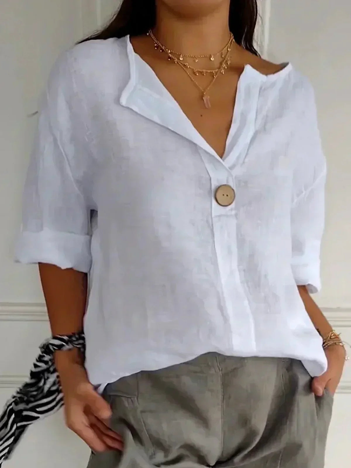 Blouse Légère À Col en V Avec Détail Bouton Pour Femme | Idéale Pour les Journées d'Été