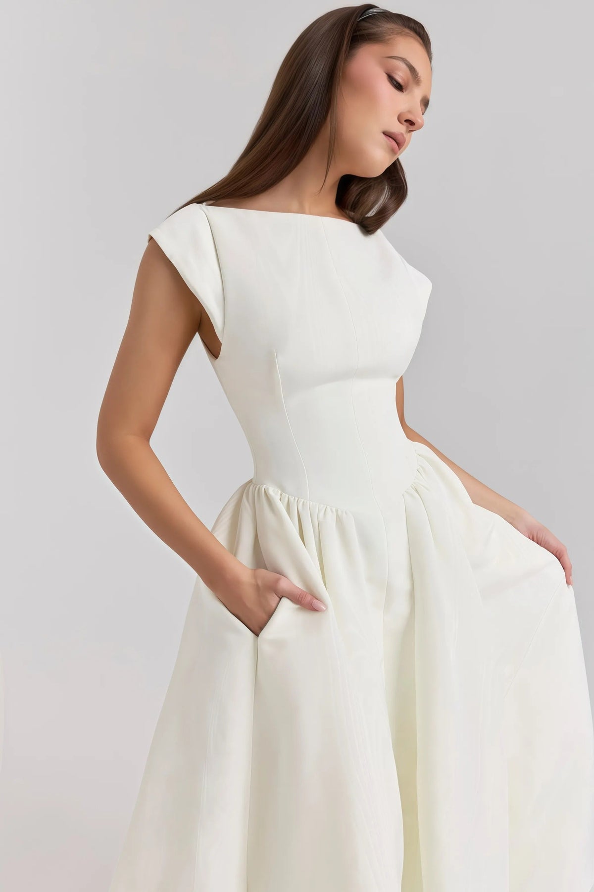 Robe Midi Dos-Nu Avec Détails À Volants Pour Femme | Idéal Pour Usage Quotidien Et Occasions