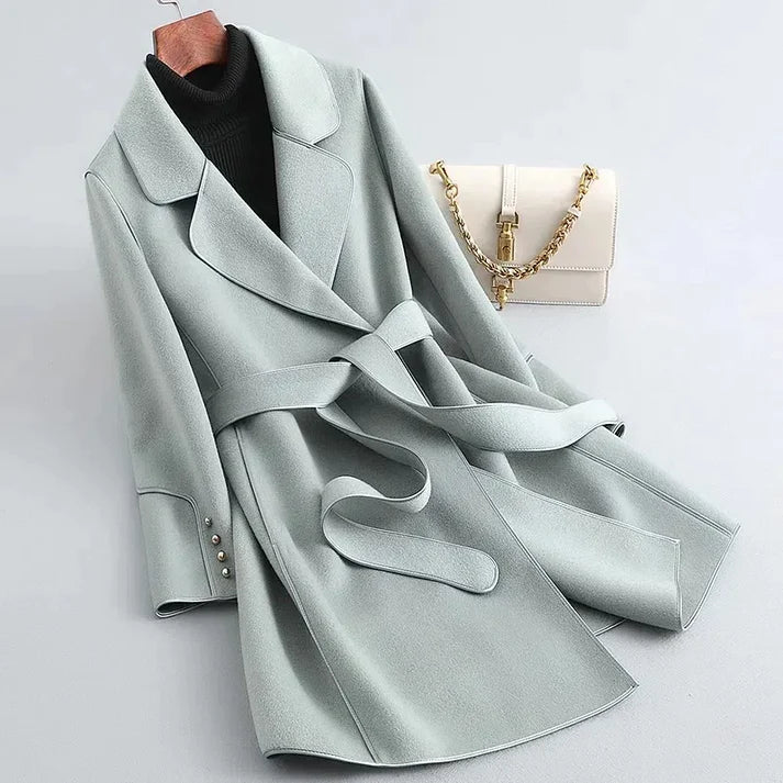 Trench-Coat à Ceinture avec Coupe Longue pour Femme | Idéal pour Usage Quotidien et Mi-Saison