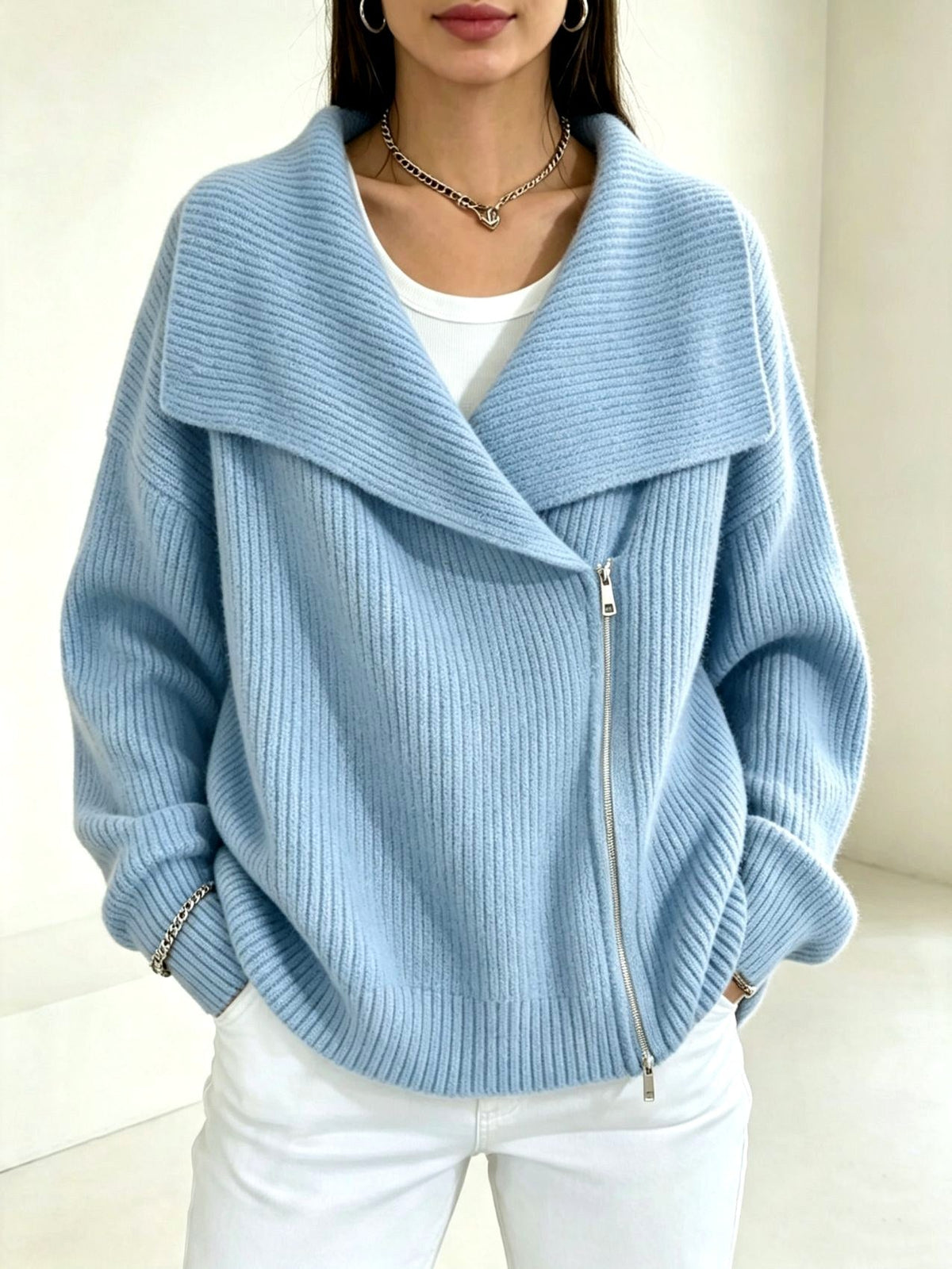Gilet zippé à col large pour femmes