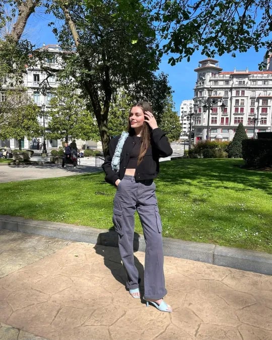 Pantalon Cargo à Taille Haute avec Poches Latérales pour Femme | Idéal pour Tenues Urbaines