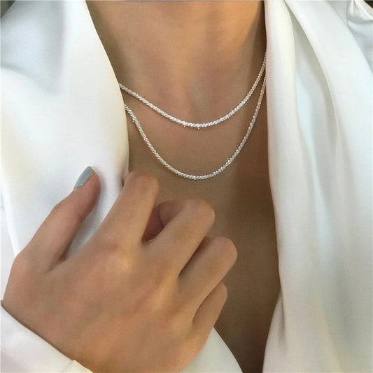 Collier Fin avec Chaîne Simple pour Femme | Idéal pour Un Usage Quotidien
