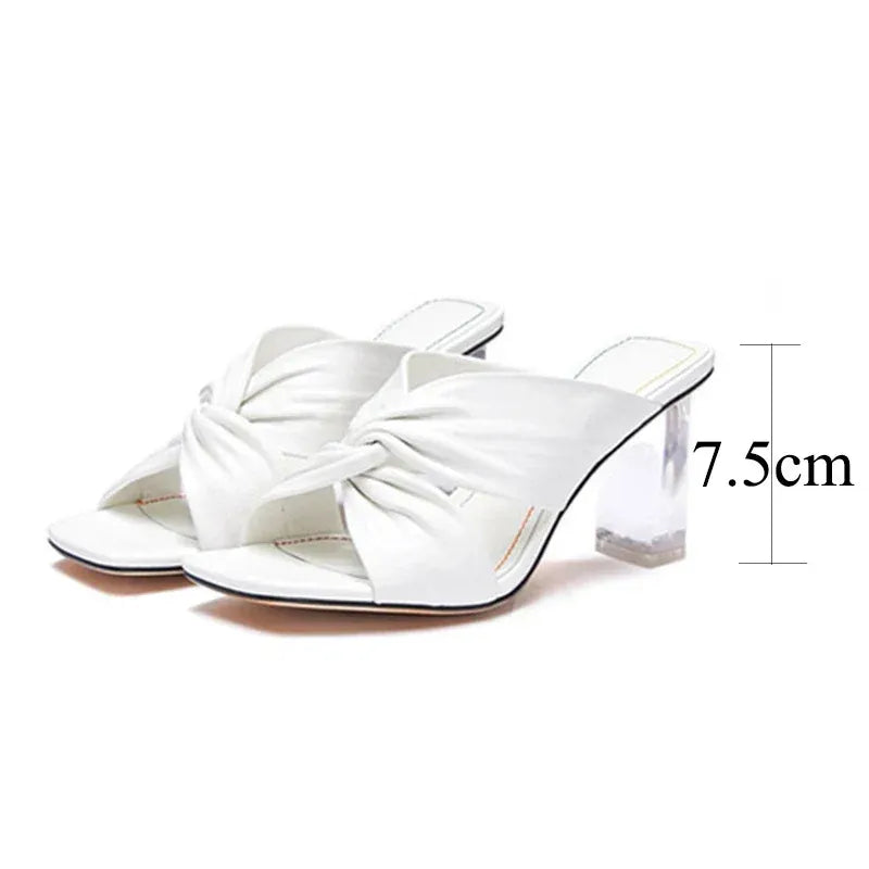 Sandales à Talons avec Brides Croisées pour Femme | Idéales pour les Occasions Spéciales