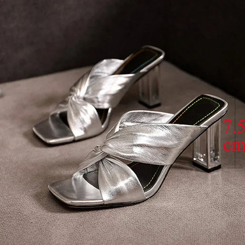 Sandales à Talons avec Brides Croisées pour Femme | Idéales pour les Occasions Spéciales