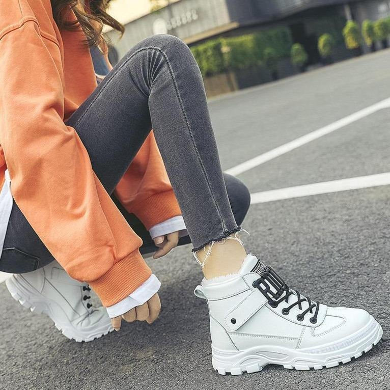 Bottes À Lacets avec Semelles Adhérentes pour Femmes | Idéal pour L’Hiver