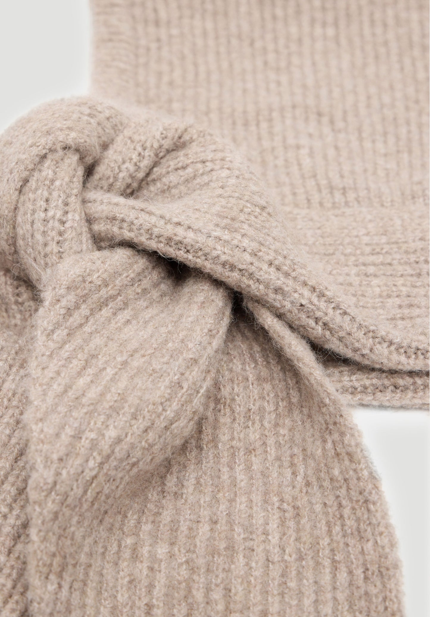 Écharpe à Capuche avec Design Pratique pour Adultes | Idéale pour l’Hiver