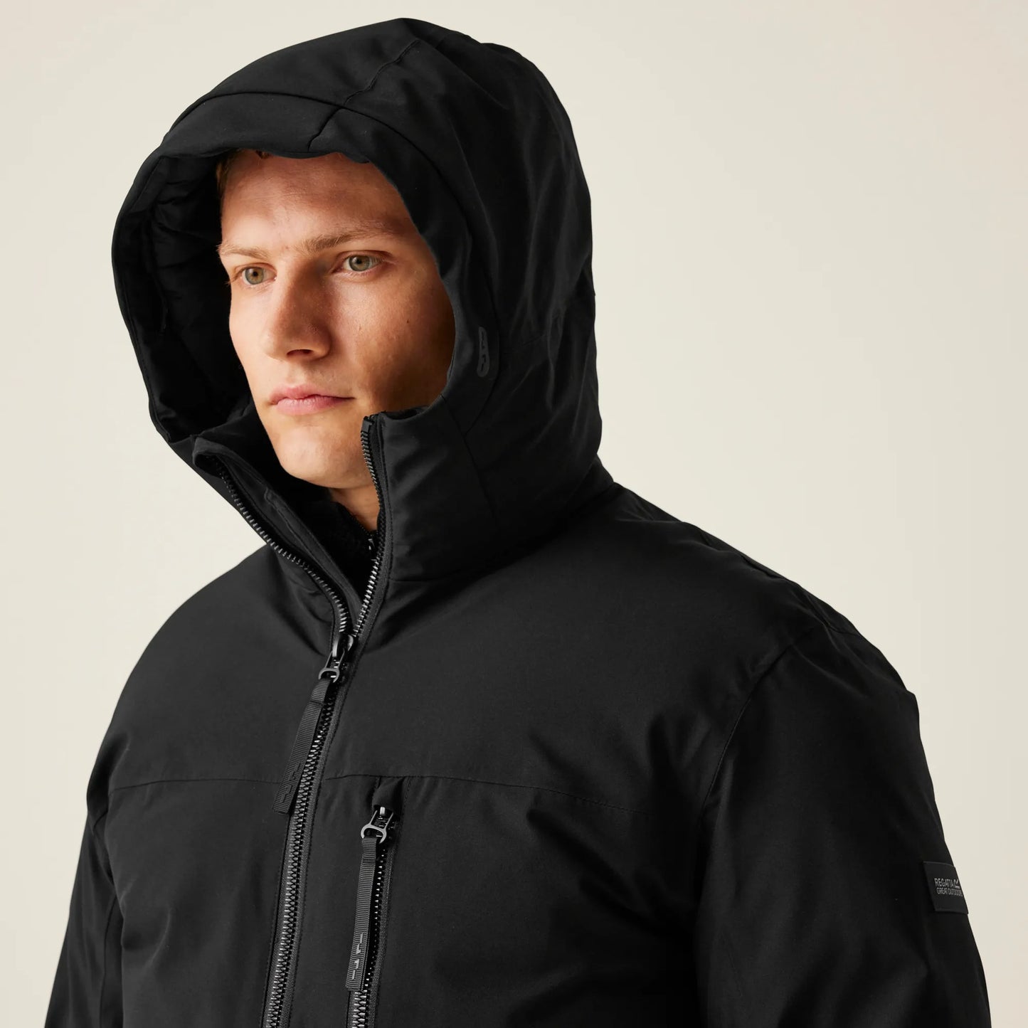 Veste Matelassée avec Capuche et Poches Zippées pour Homme | Idéale pour l’Hiver