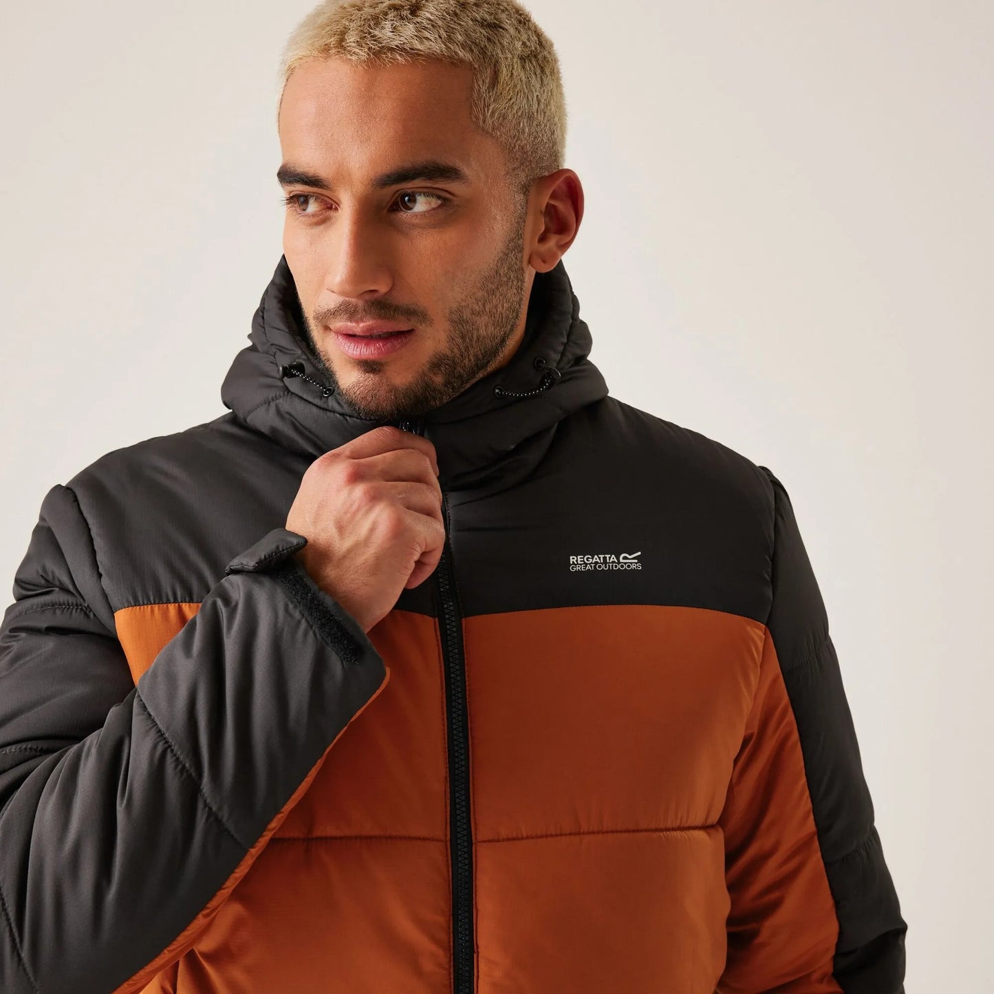 Veste Matelassée avec Fermeture Zippée et Ourlet Ajustable pour Homme | Idéale pour l’Hiver