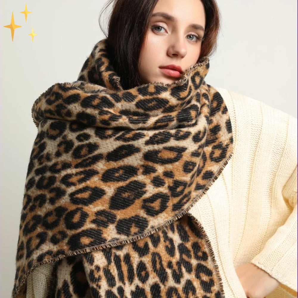Écharpe à Motif Léopard Tricotée pour Femme | Idéale pour la Saison Froide