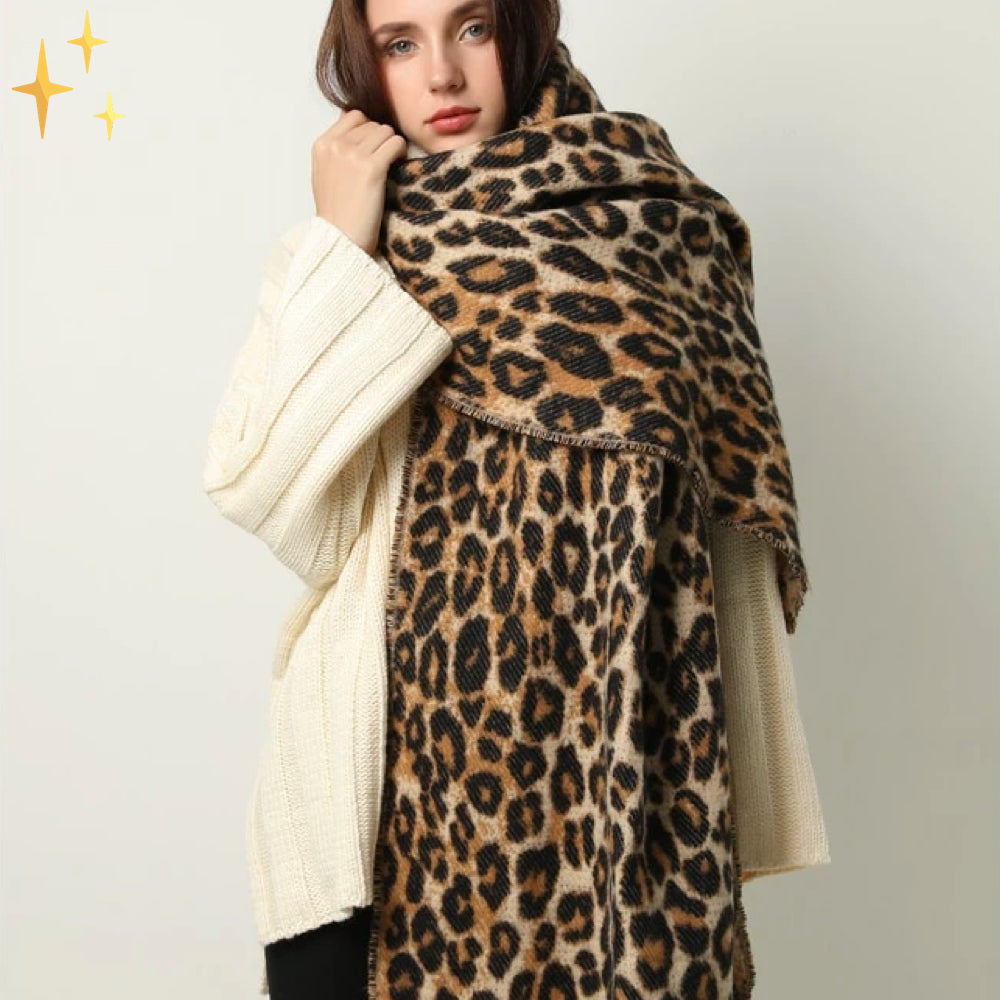 Écharpe à Motif Léopard Tricotée pour Femme | Idéale pour la Saison Froide
