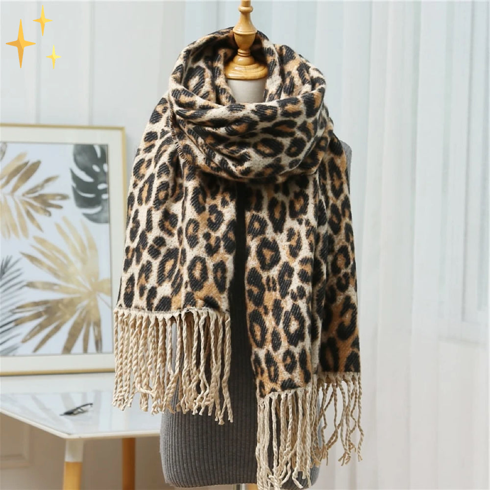 Écharpe à Motif Léopard Tricotée pour Femme | Idéale pour la Saison Froide