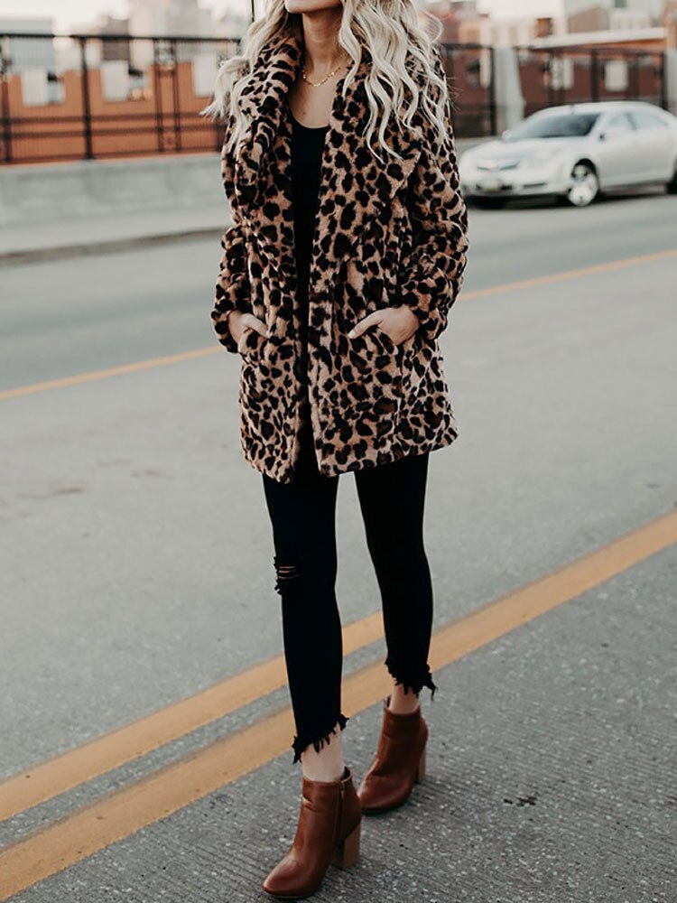Veste d’Hiver à Motif Léopard avec Col Oversize pour Femmes | Idéale pour la Saison Froide