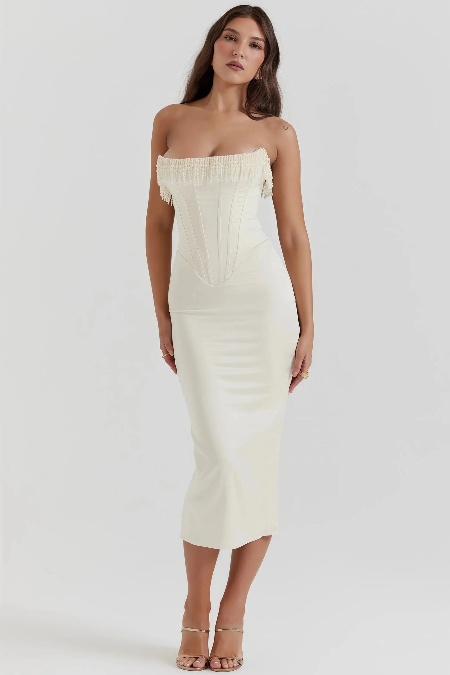 Robe Midi Sans Bretelles Couleur Crème pour Femme | Idéale pour l’Été ou les Événements