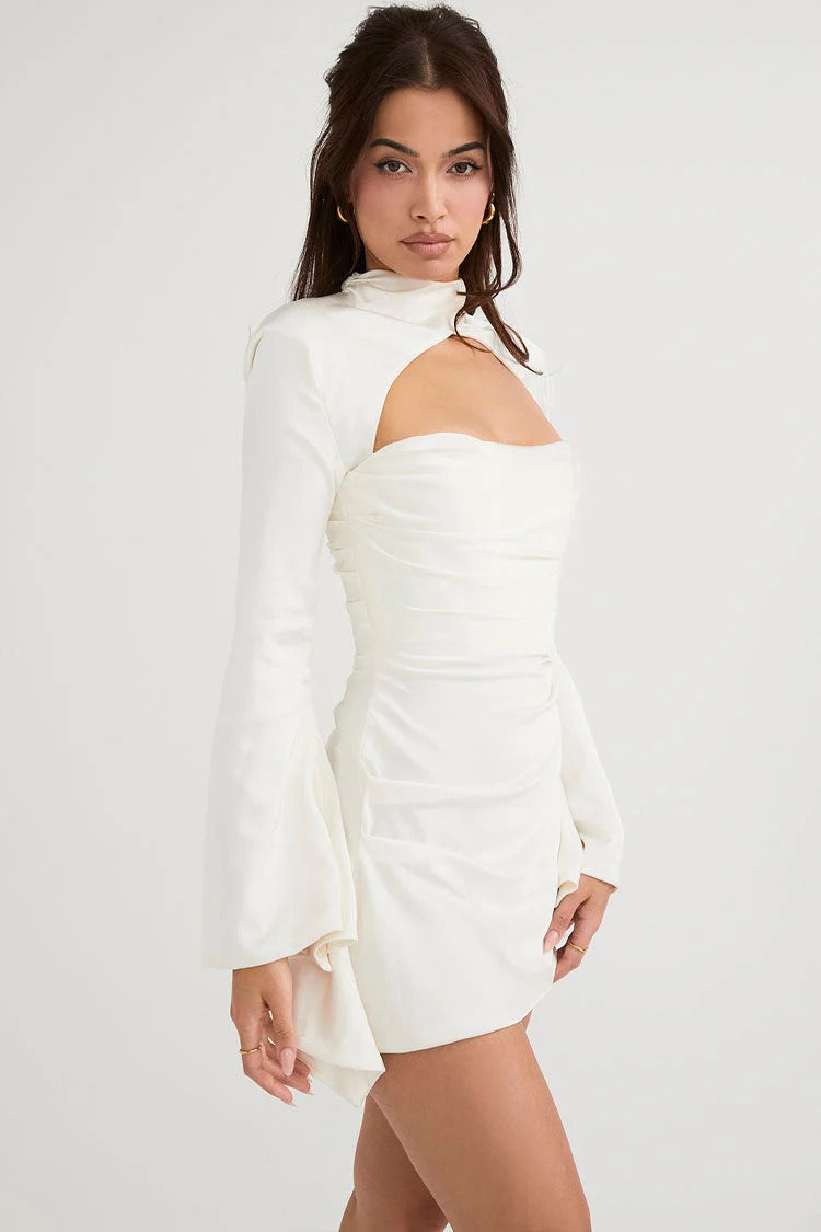 Robe Mini à Manches Longues avec col Montant et découpes pour Femme | Idéale pour les Fêtes ou Soirées