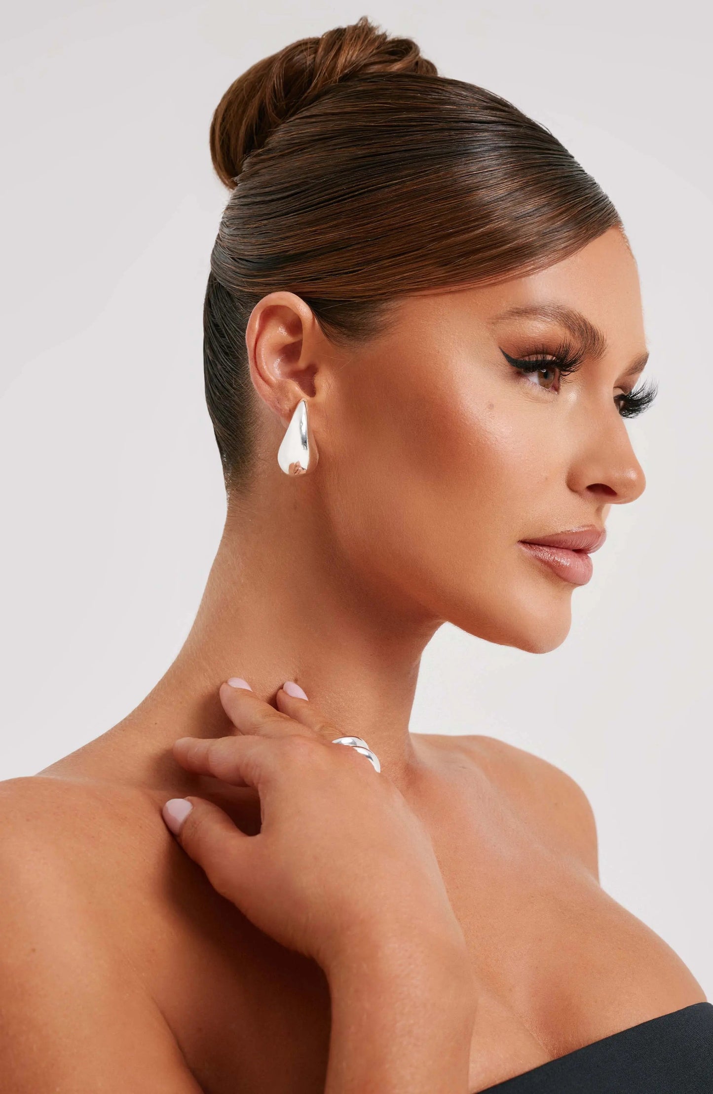 Boucles d’Oreilles avec Design Minimaliste pour Femmes | Idéales pour le Quotidien et les Occasions Spéciales