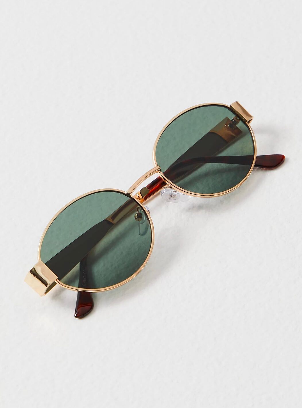 Lunettes de Soleil Classiques avec Protection UV400 pour Adulte | Idéales pour les Activités Extérieures