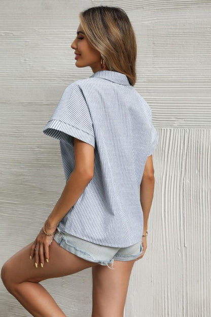 Blouse À Manches Courtes À Rayures Avec Col Classique Pour Femmes | Idéal Pour Usage Quotidien