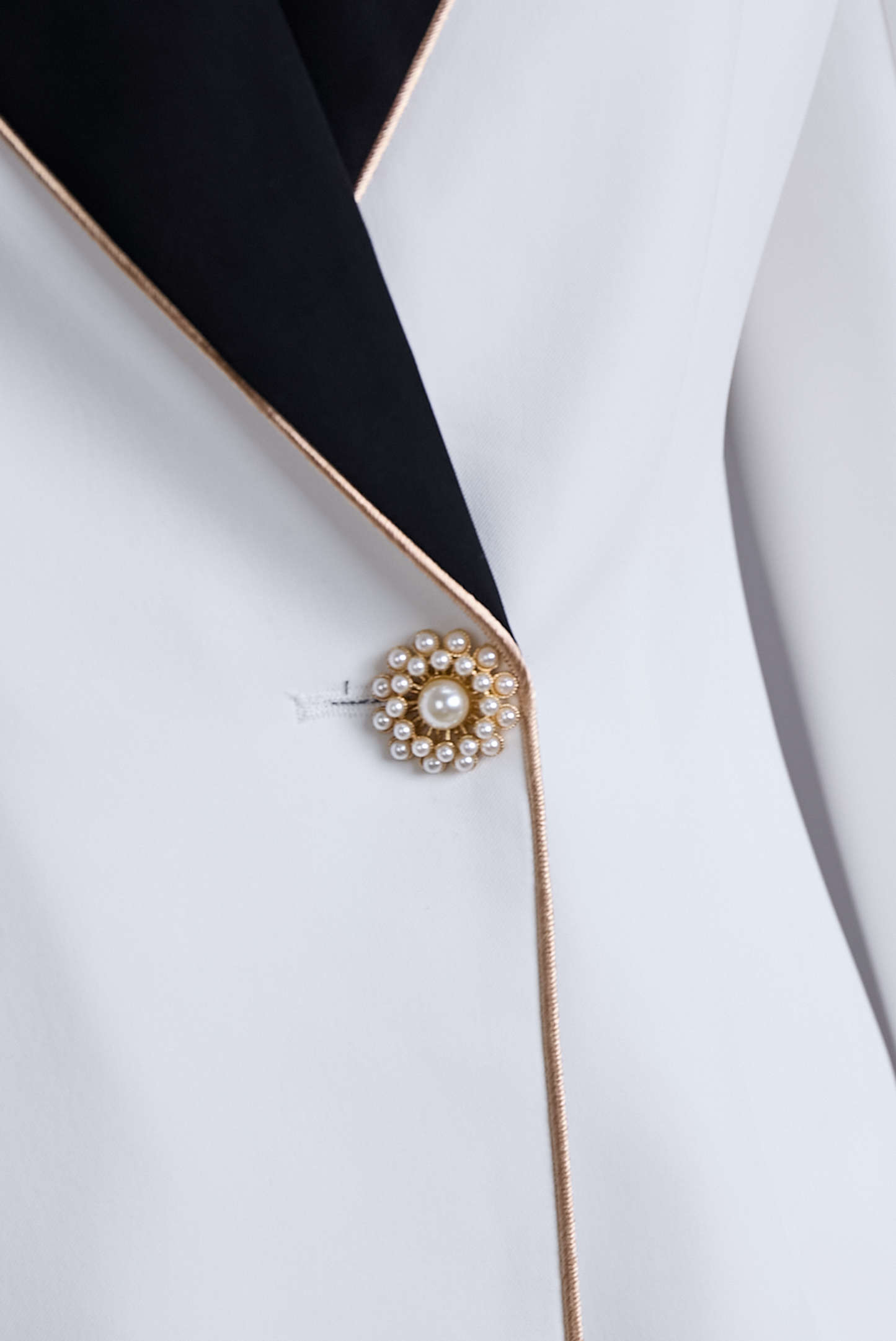 Blazer Cintré à Coupe Légèrement Ample pour Femme | Idéal pour Bureau et Occasions Casual