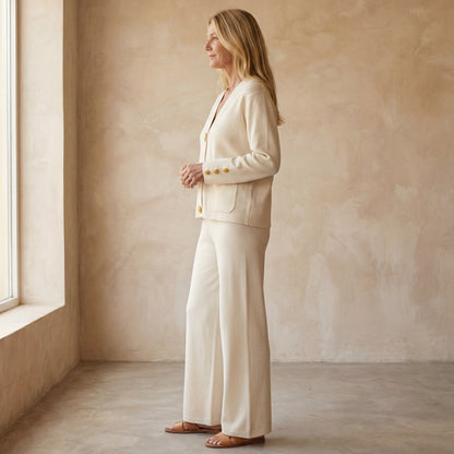 Ensemble Deux Pièces avec Cardigan à Col en V et Pantalon Large pour Femmes | Idéal pour Tenues Quotidiennes