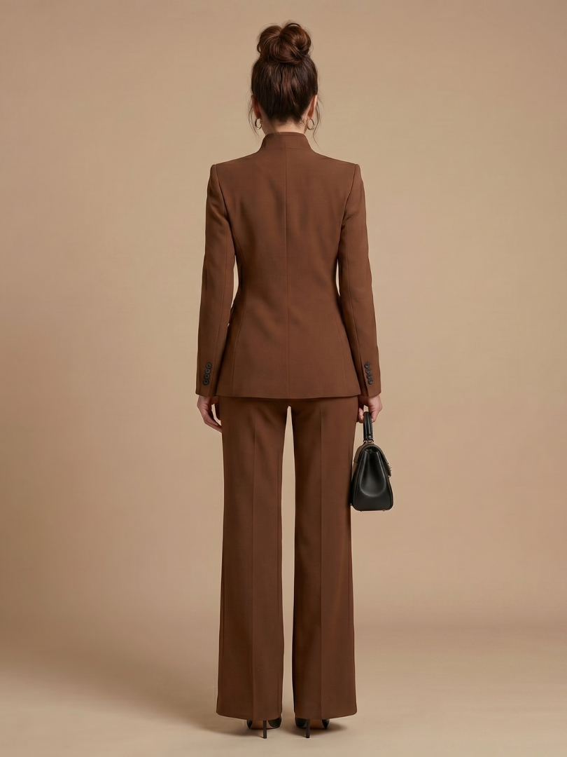 Ensemble tailleur à col montant pour femmes