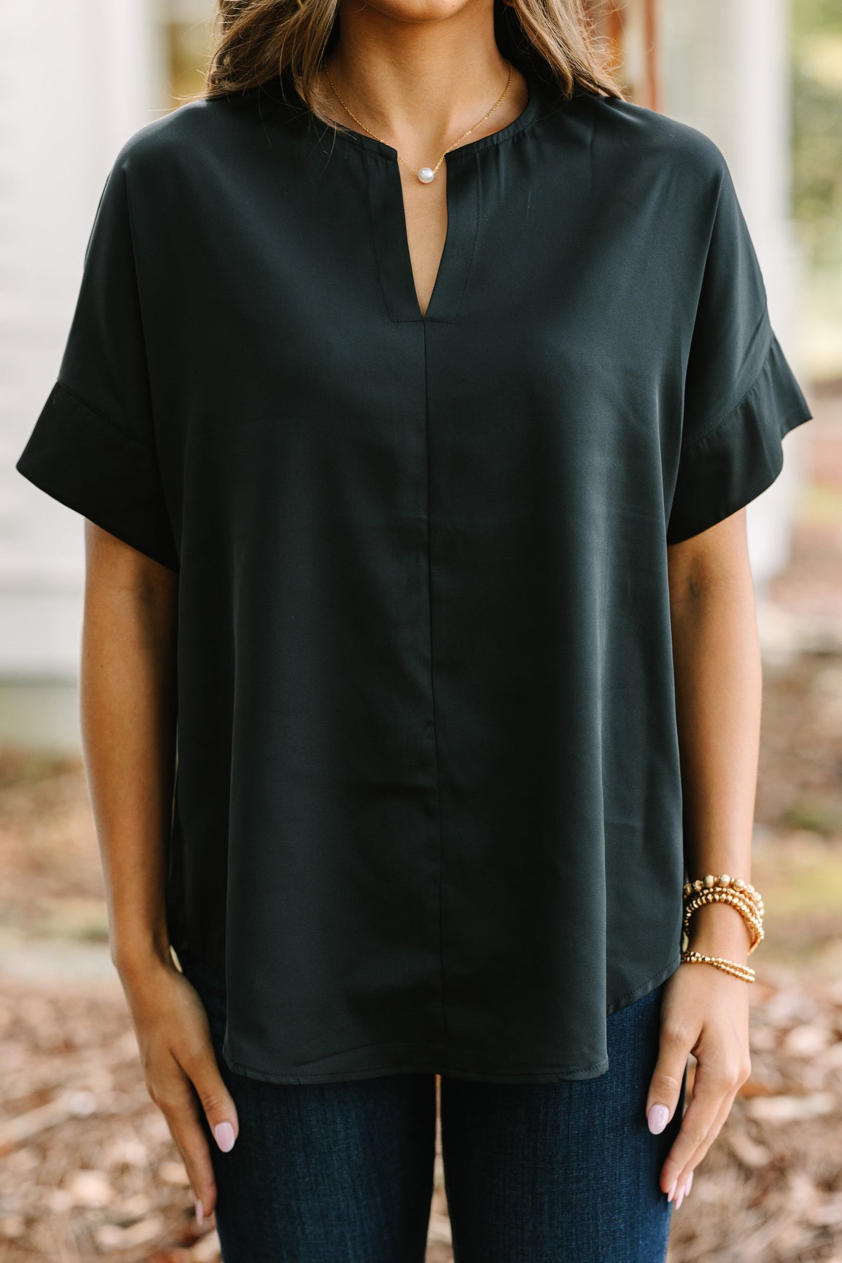 Top à Col V Fendu avec Manches Courtes pour Femme | Idéale pour le Quotidien et la Mi-Saison