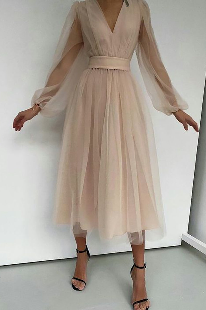 Robe Ajustée En Dentelle Avec Décolleté En V Et Manches Longues Pour Femme | Idéale Pour Des Occasions Spéciales