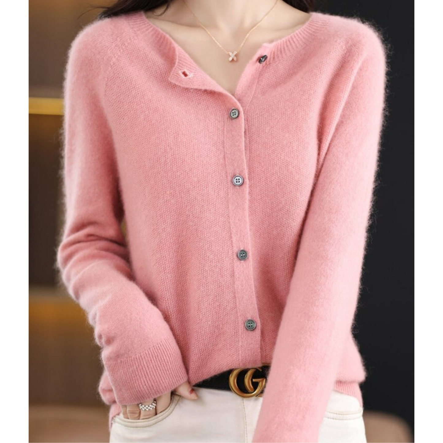 Pull à Manches Longues avec Coupe Classique pour Femmes | Idéal pour un Usage Quotidien