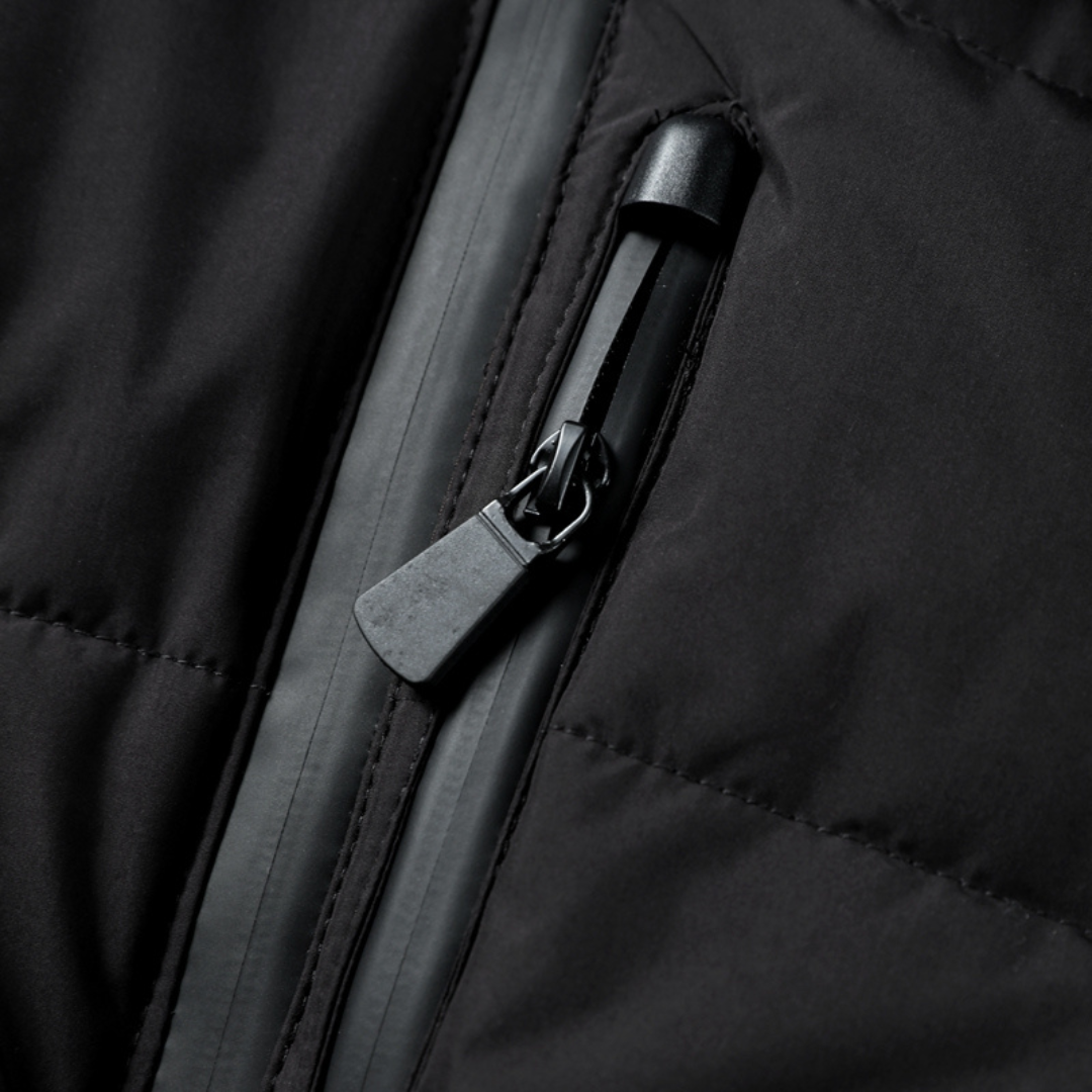 Doudoune Noire Matelassée avec Ceinture et Col Montant pour Femme | Idéale par Temps Froid