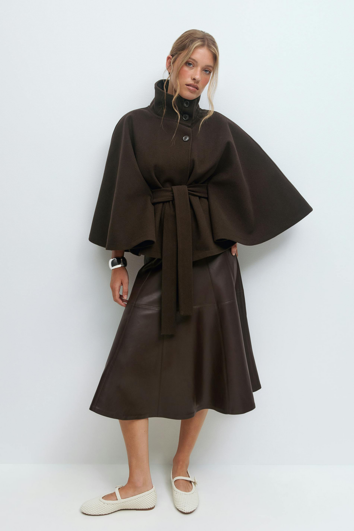 Veste Cape Ceinturée Avec Manches Cape Pour Femmes | Idéale Pour Un Usage Quotidien