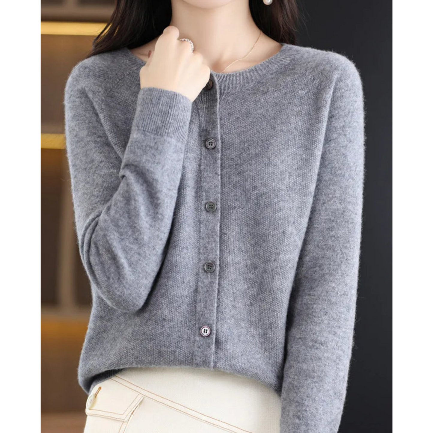 Pull à Manches Longues avec Coupe Classique pour Femmes | Idéal pour un Usage Quotidien