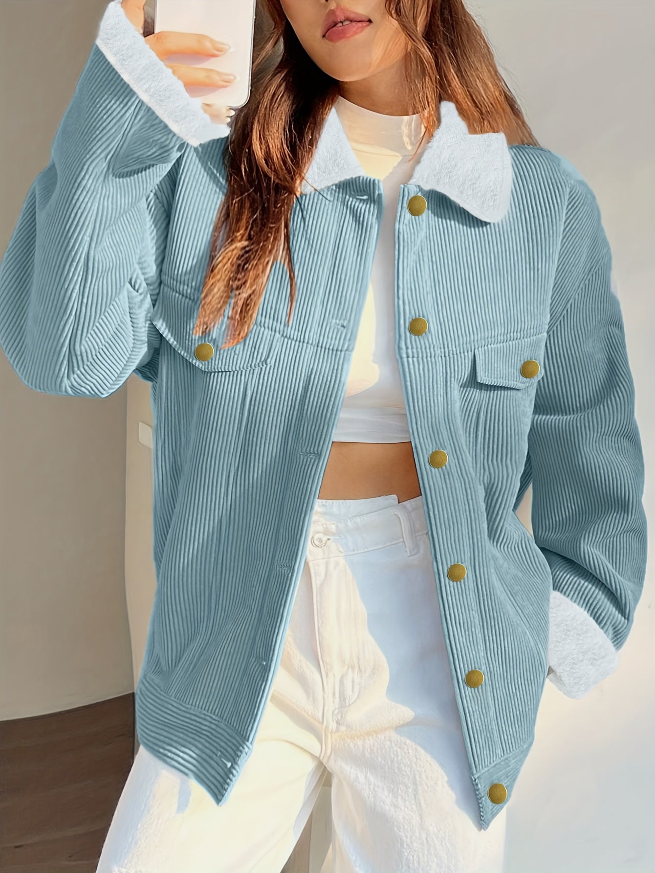 Manteau Côtelé avec Fermeture à Boutons et Col Structuré pour Femme | Idéal pour l’Automne et l’Hiver