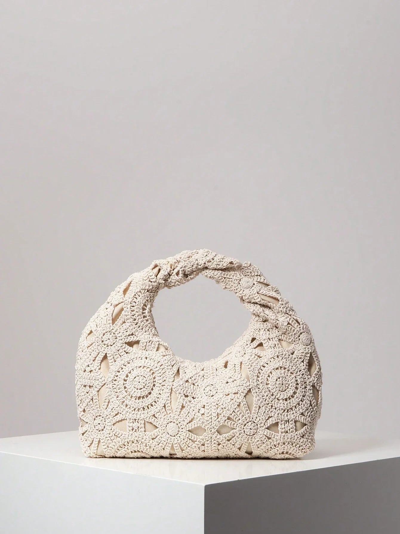 Sac En Paille Avec Structure Florale Ajournée Pour Femme | Idéal Pour Saison Estivale Et Plage