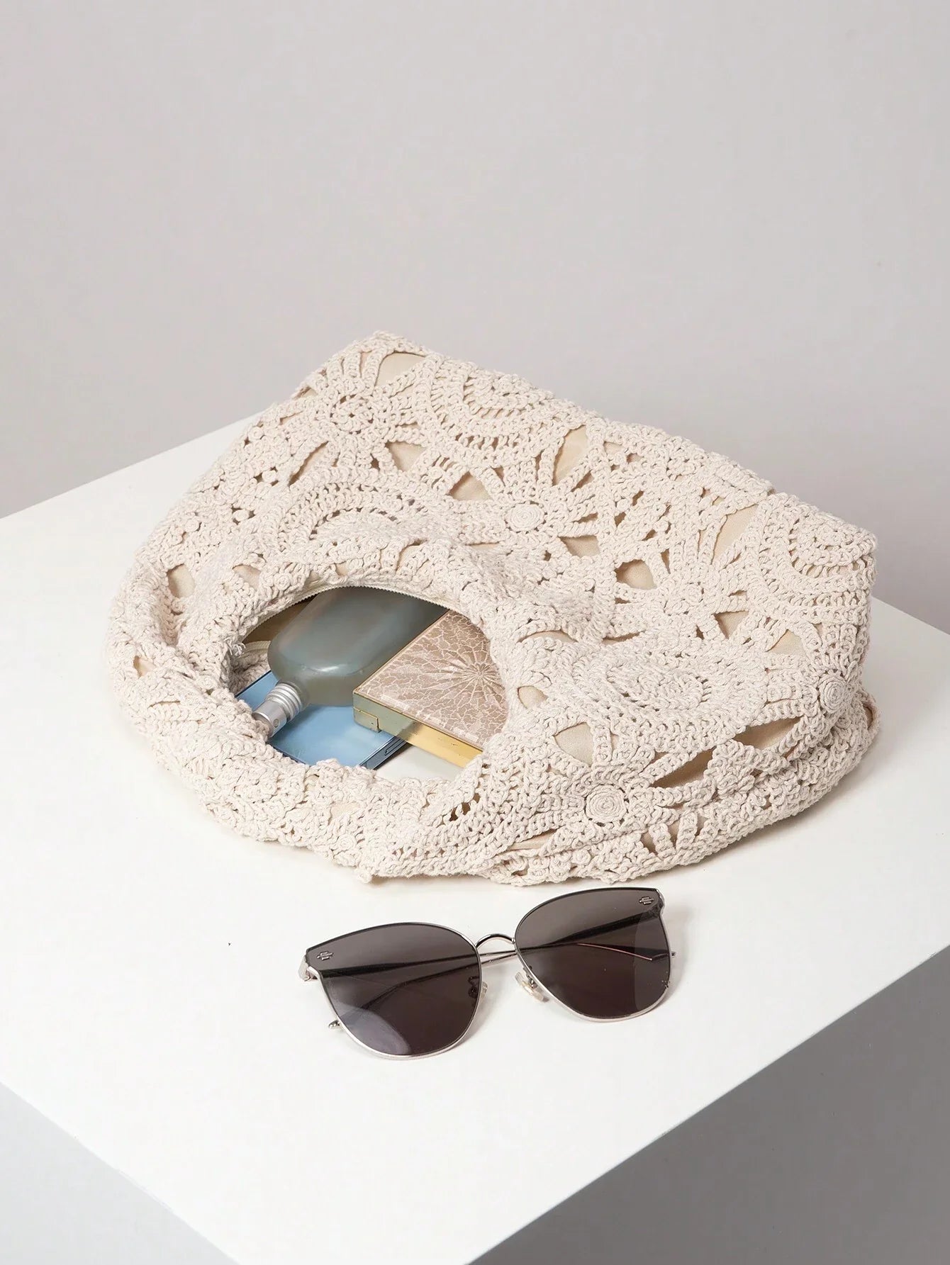 Sac En Paille Avec Structure Florale Ajournée Pour Femme | Idéal Pour Saison Estivale Et Plage