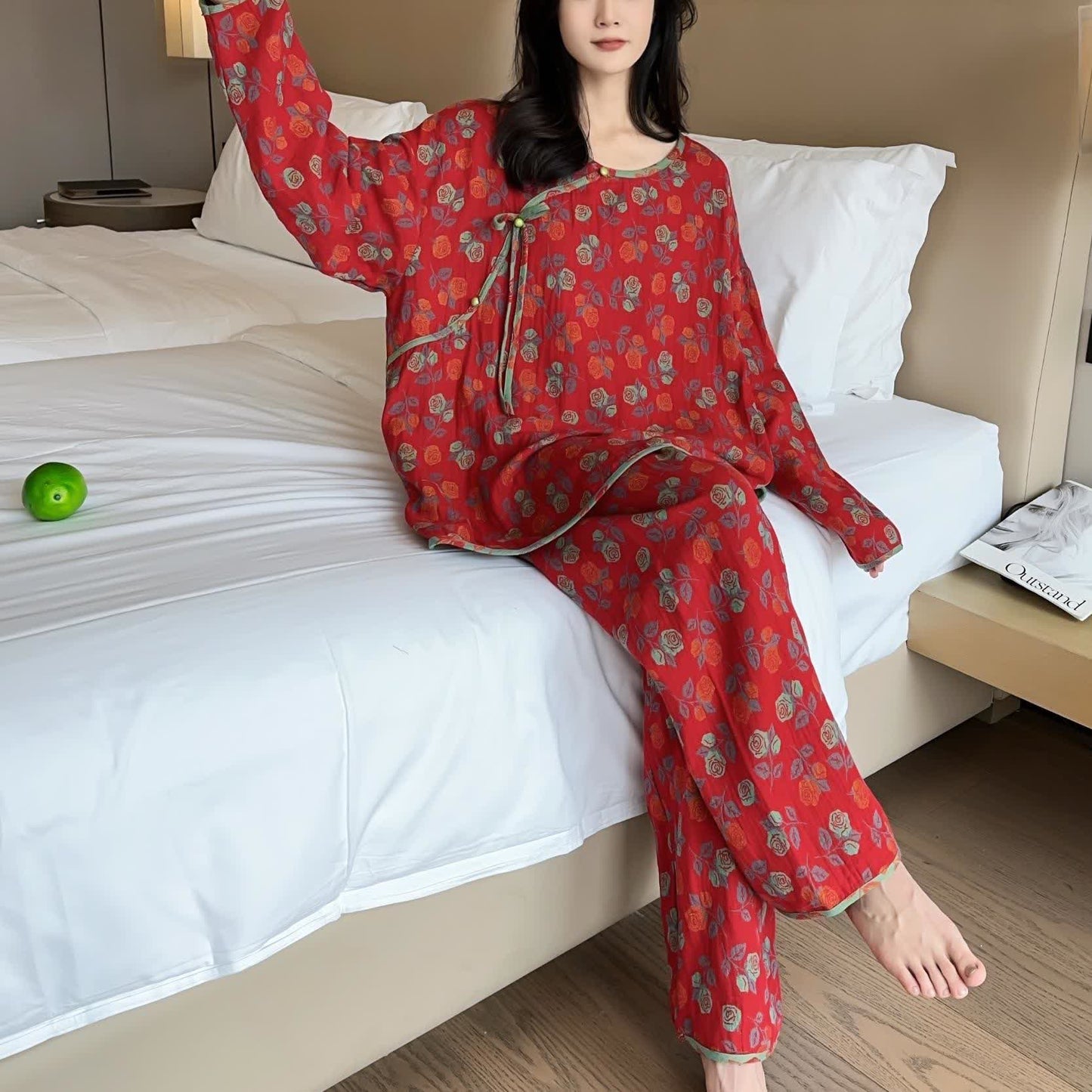 Ensemble Pyjama à Motif Floral pour Adulte avec Coupe Confortable | Idéal pour la Maison et le Sommeil