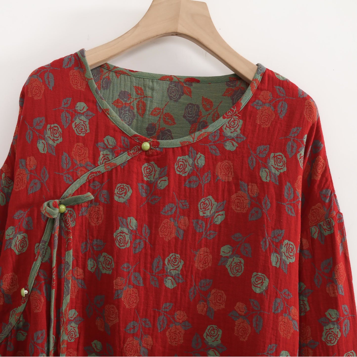 Ensemble Pyjama à Motif Floral pour Adulte avec Coupe Confortable | Idéal pour la Maison et le Sommeil