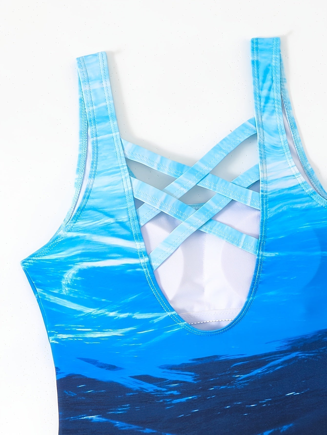 Maillot de Bain Une Pièce avec Coupe Structurée pour Femmes | Idéal pour la Plage et la Piscine