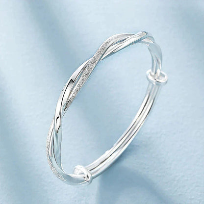 Bracelet Tressé Avec Finition Argentée Pour Femme | Idéal Pour Un Usage Quotidien Ou Des Occasions