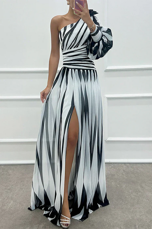Robe Maxi One-Shoulder Rayée Avec Jupe Plissée Pour Femme | Idéale Pour L'Été