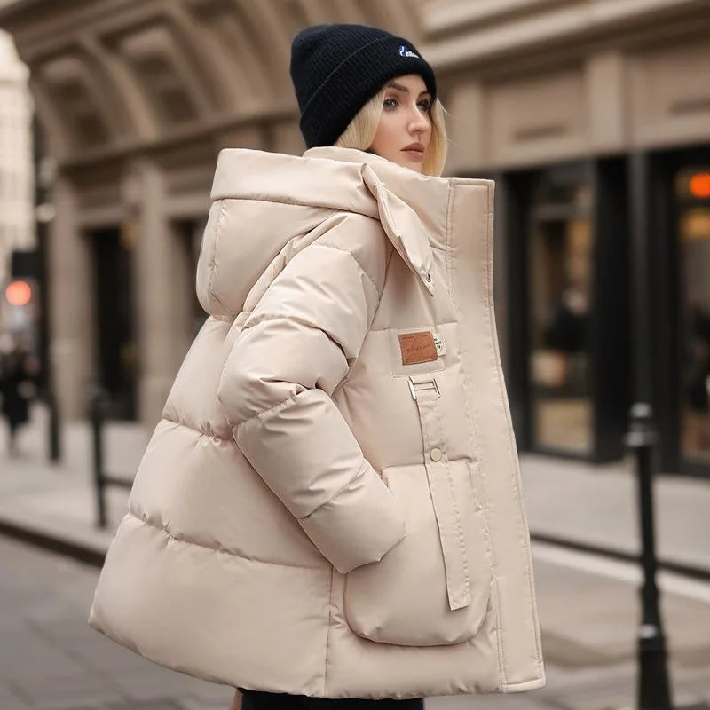 Manteau Long d’Hiver avec Capuche pour Femme | Idéal pour les Journées Froides