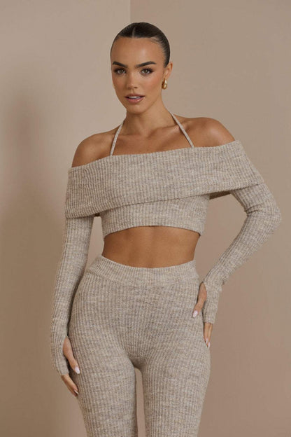 Ensemble Coordonné avec Haut Off-Shoulder et Pantalon Ajusté pour Femme | Idéal pour Occasions Quotidiennes et Formelles