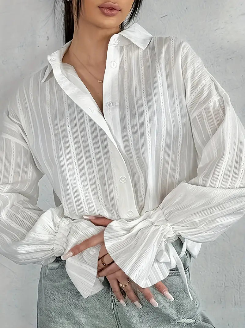 Blouse à Manches Longues avec Détails en Dentelle Verticale pour Femmes | Idéal pour le Bureau et les Occasions Quotidiennes