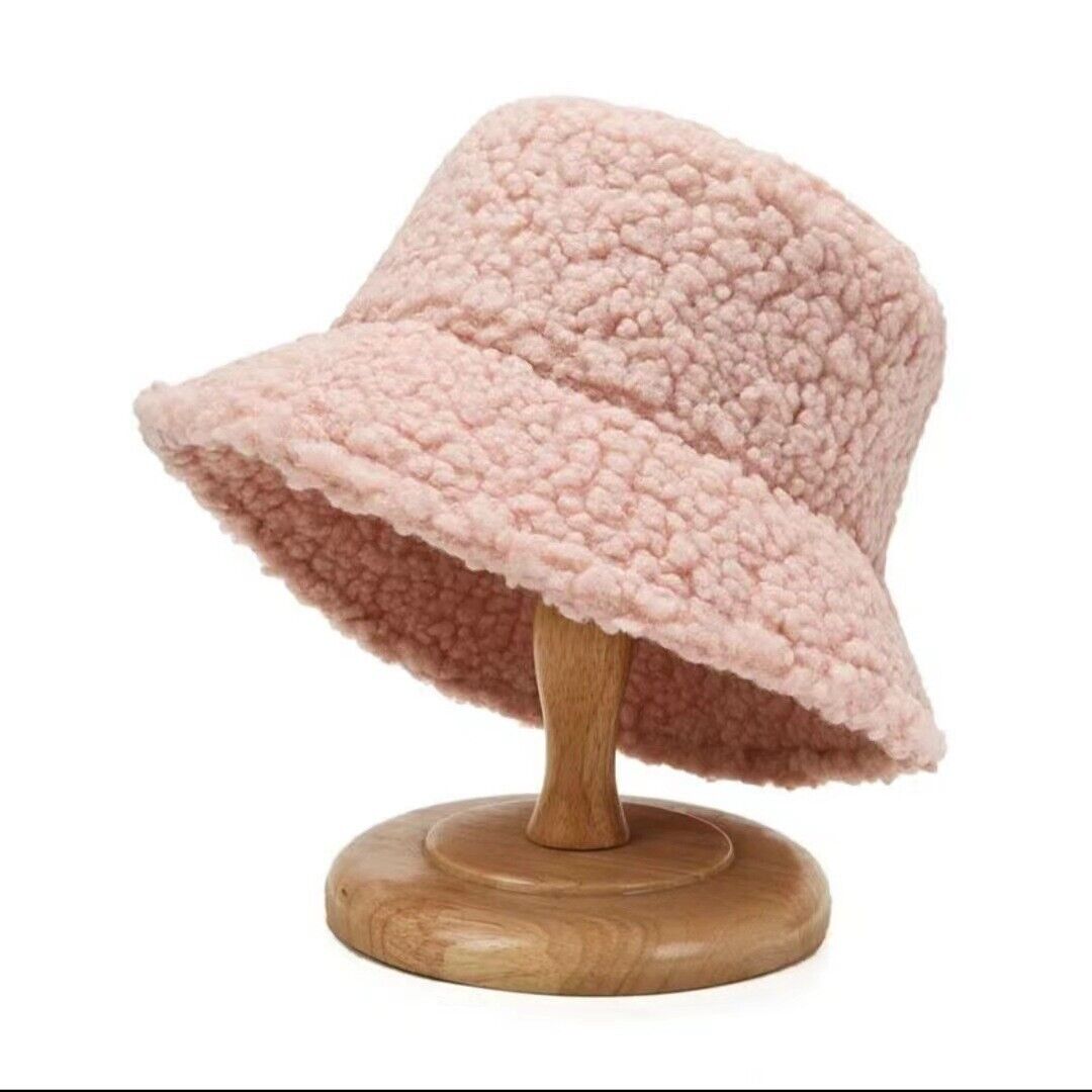 Chapeau Seau avec Finition Texturée pour Femme | Idéal pour L’Hiver