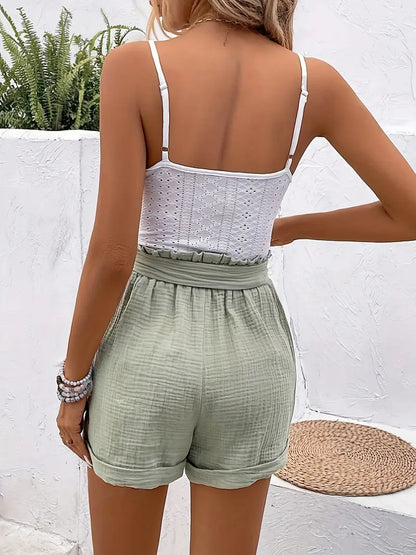 Ensemble Avec Débardeur Sans Manches Et Short Taille Haute Pour Femme | Idéal Pour Les Sorties Estivales