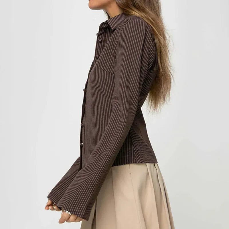 Blouse à Manches Évasées et Coupe Cintrée pour Femme | Idéale pour un Usage Quotidien