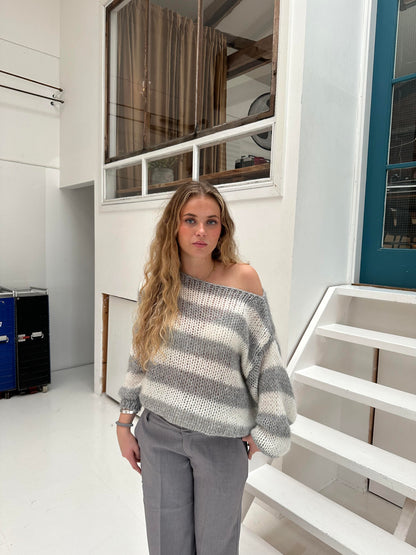 Pull À Col Rond avec Coupe Classique pour Femme | Idéal pour Les Journées Fraîches