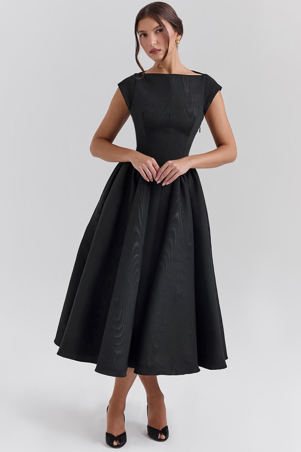 Robe Midi Avec Taille Ajustée Et Jupe Fluide Pour Femmes | Idéal Pour Événements Formels