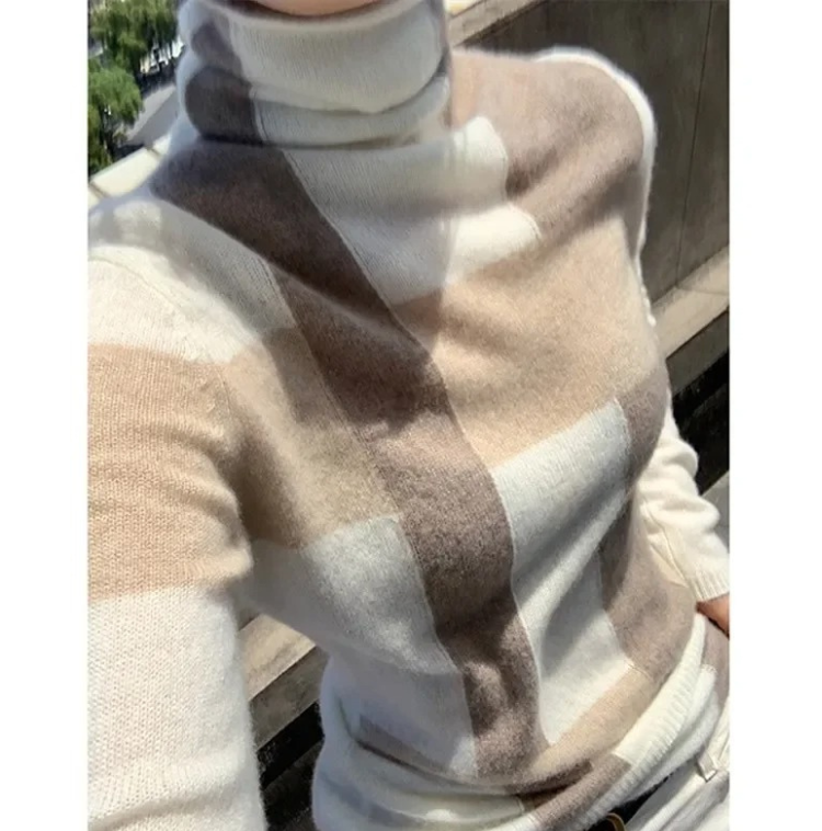 Pull à Manches Longues avec Motif à Carreaux et Col Roulé pour Femmes | Idéal pour l’Hiver et l’Automne