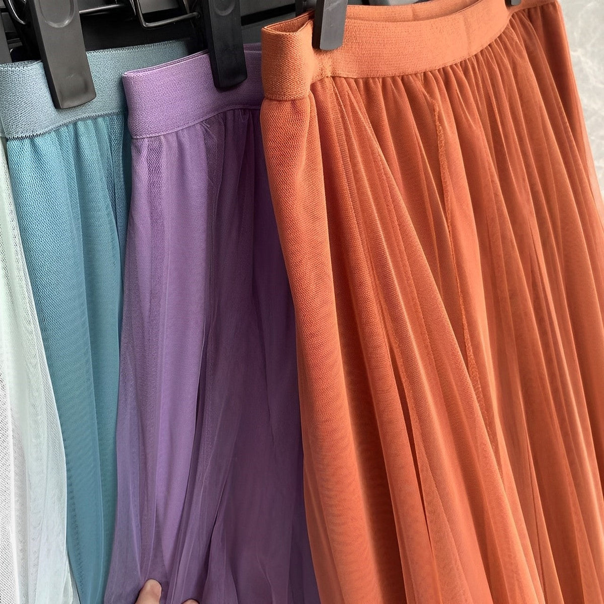 Jupe longue plissée à taille élastiquée pour femmes
